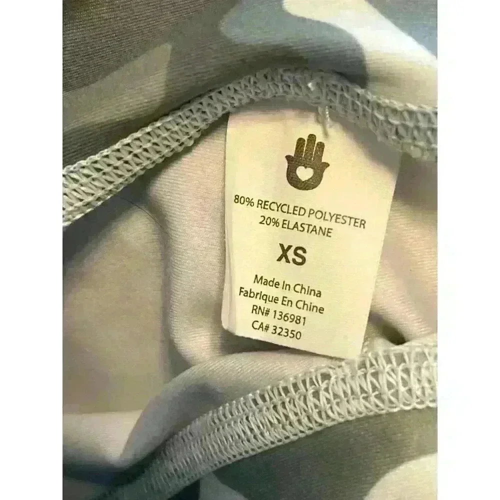 Spiritual Gangster Women's Intent Yoga Camo Leggings Light Greens blue Sz XS NWT - Picture 6 of 7